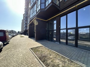 Рівненська, 25 (г. Луцк) - Здається торгівельний майданчик, 27500 грн. - АФНУ