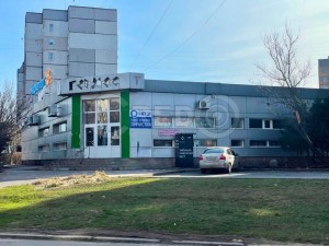 ул. Независимости Украины (г. Кривой Рог, Долгинцевский район) - Здається торгівельний майданчик, 200 грн. за кв.м. - АФНУ