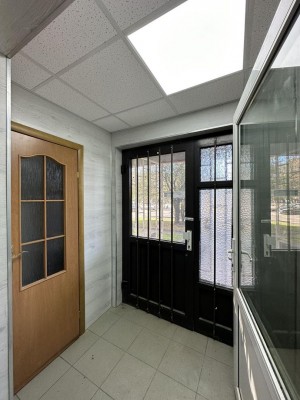 С.Стрільців, 39 (г. Коломыя) - Продається офіс, 55000 $ - АФНУ